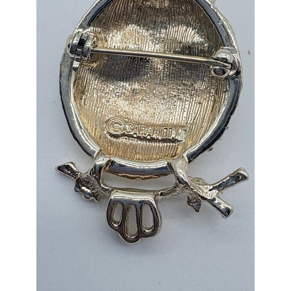 Sarah Coventry Vintage Owl Brooch Silver Tone Green Rhinestone Eyes J138 - Picture 4 of 6